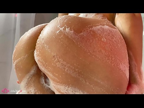 ❤️ La morena es masturba el cony amb un vibrador fins a un orgasme intens a la dutxa ️❌ Súper sexe al ca.bitcoinex.top ❤