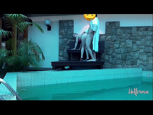 ❤️ El cap convida la criada a la piscina, però no va poder resistir-se a una calor ️❌ Súper sexe al ca.bitcoinex.top ❤